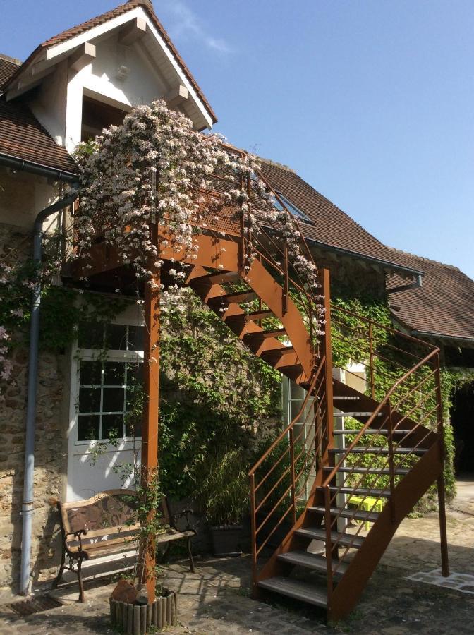 Bed and Breakfast L'Orme Des Voyageurs Boutigny Екстер'єр фото